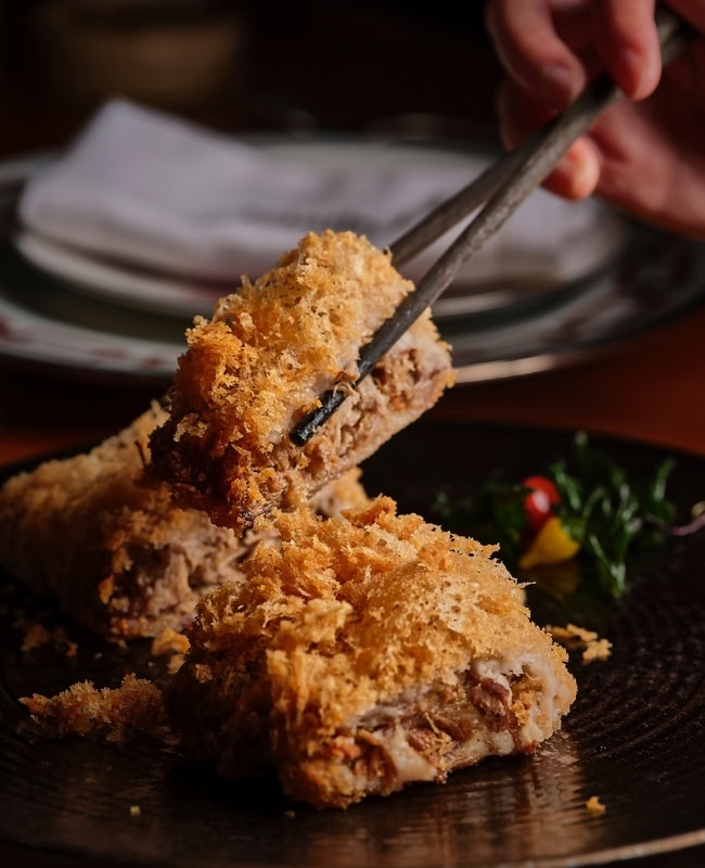 Chef Li Chi-Wai The Legacy House Rosewood Hong Kong - Deep Fried Duck, Mashed Taro and 24-year-old Chenpi