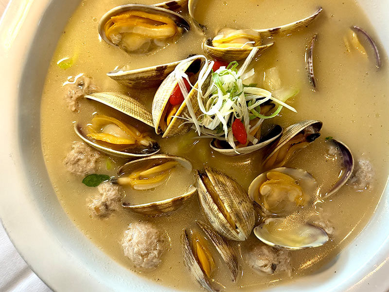 Luffa Squash with Clams in Broth Chang‘An 上湯節瓜浸蜆 品味長安 Luffa Squash with Clams in Broth Chang‘An 上湯節瓜浸蜆 品味長安