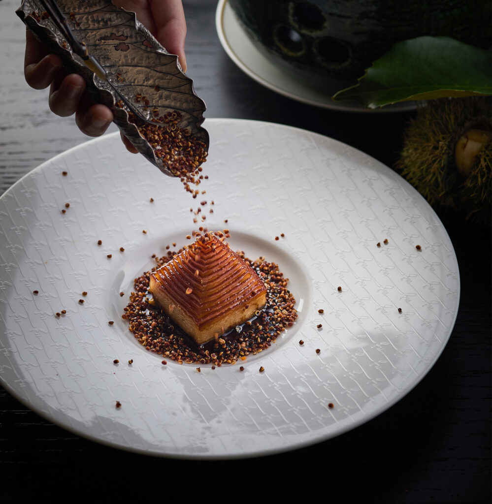 Ru Yuan - Braised Pork Belly and Seasonal Vegetable with Soy Sauce,Pumpkin Buns金牌扣肉