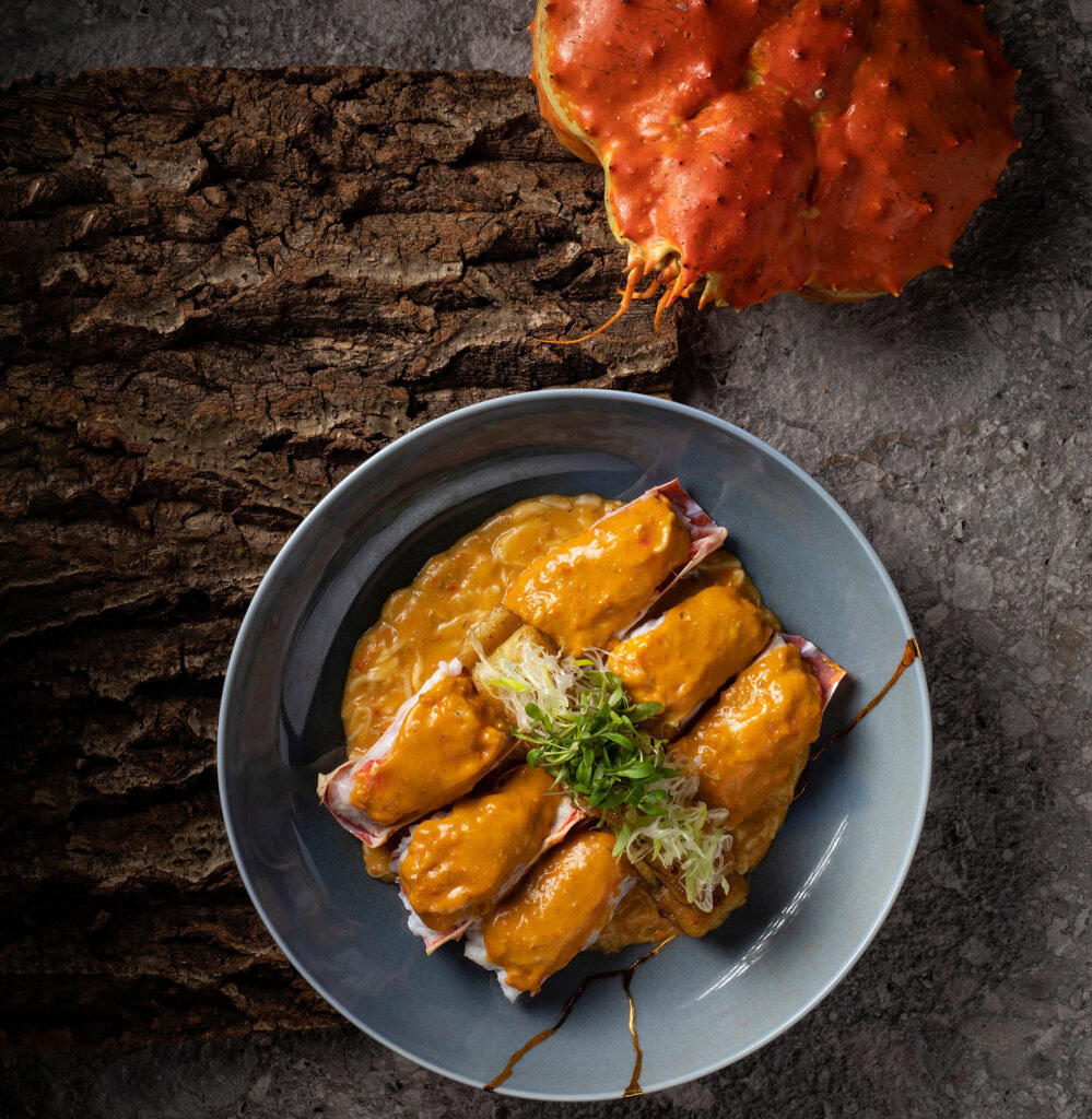 WING Hong Kong Fragrant Chilli Alaskan King Crab with Crispy Cheung Fun_香辣阿拉斯加皇帝蟹配煎腸粉