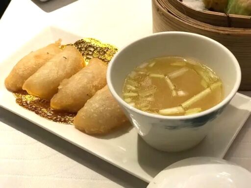 上湯炸粉果 上湯炸粉果